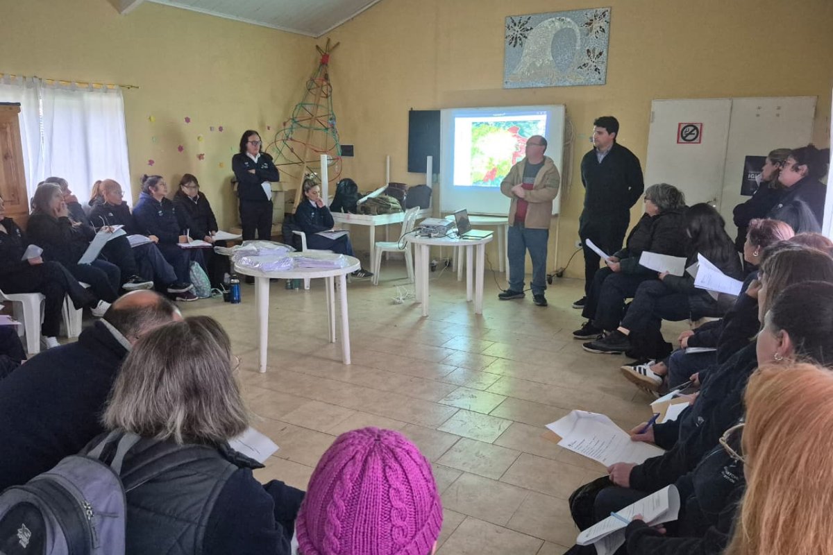 Imagen de noticia Actualizan información de familias de Munilla y Pueblo Nuevo ante eventual crecida del río