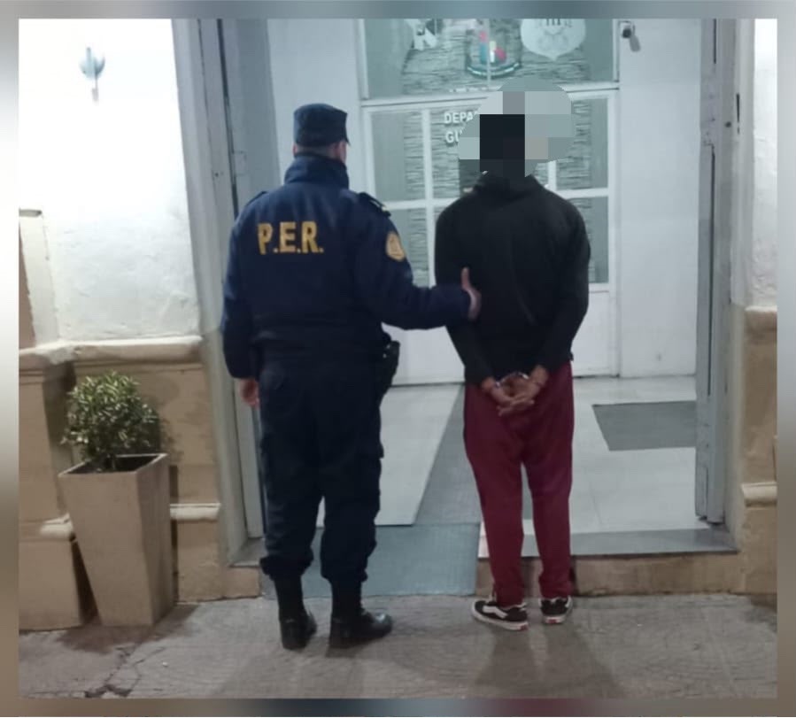 Imagen de noticia Dos jóvenes fueron detenidos tras una denuncia por violencia familiar y un incendio en una vivienda