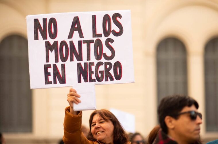 Imagen de noticia Agmer llevó a la Justicia los aumentos docentes pagados por decreto y pidió que sean remunerativos