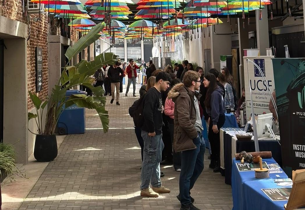Imagen de noticia La Feria de las Carreras volvió a reunir toda la oferta educativa de Gualeguaychú