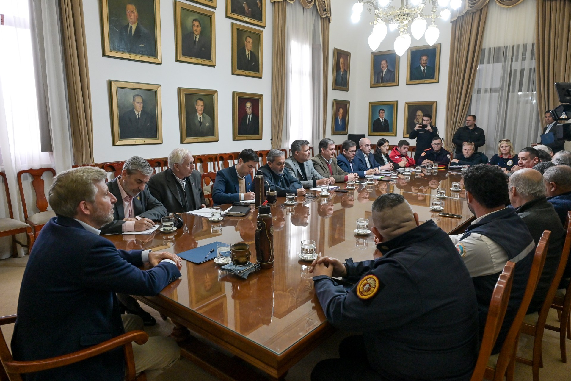Imagen de noticia Frigerio y los bomberos acordaron reforzar el sistema de emergencias y agilizar los recursos