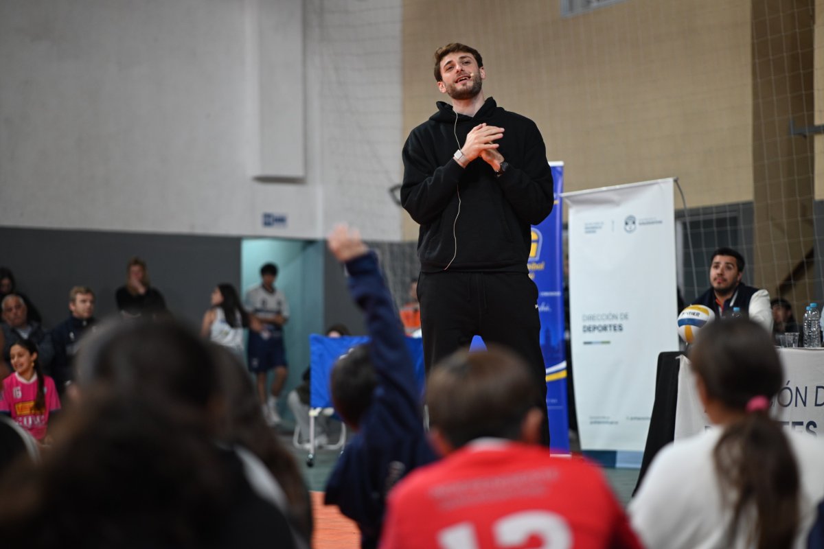 Imagen de noticia Más de 500 personas participaron de la charla de Luciano Vicentin en Gualeguaychú