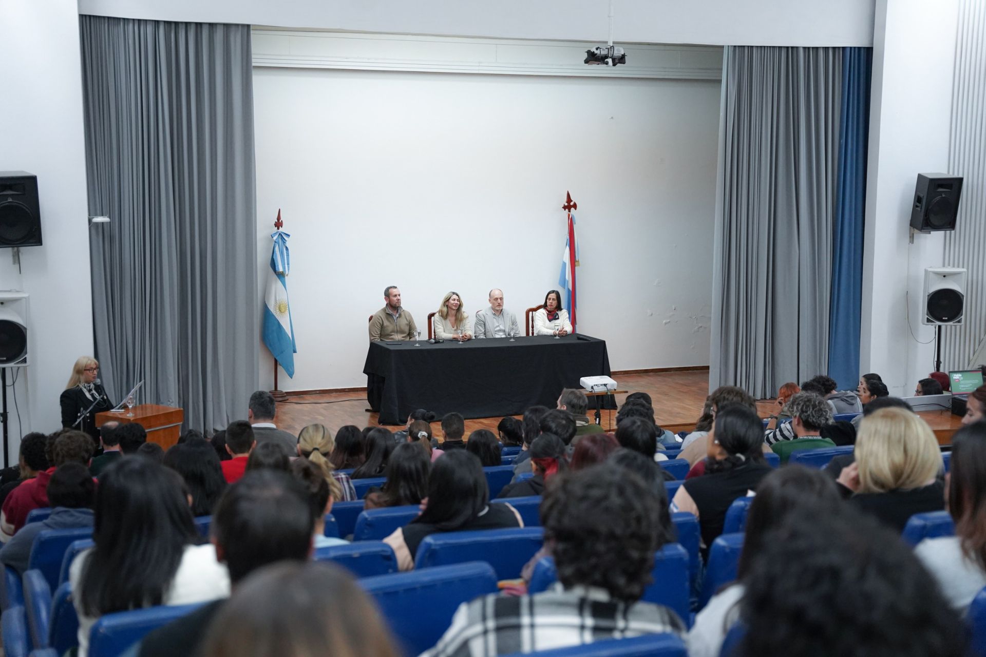 Imagen de noticia Junto a referentes estudiantiles se realizó un encuentro para hablar sobre suicidio
