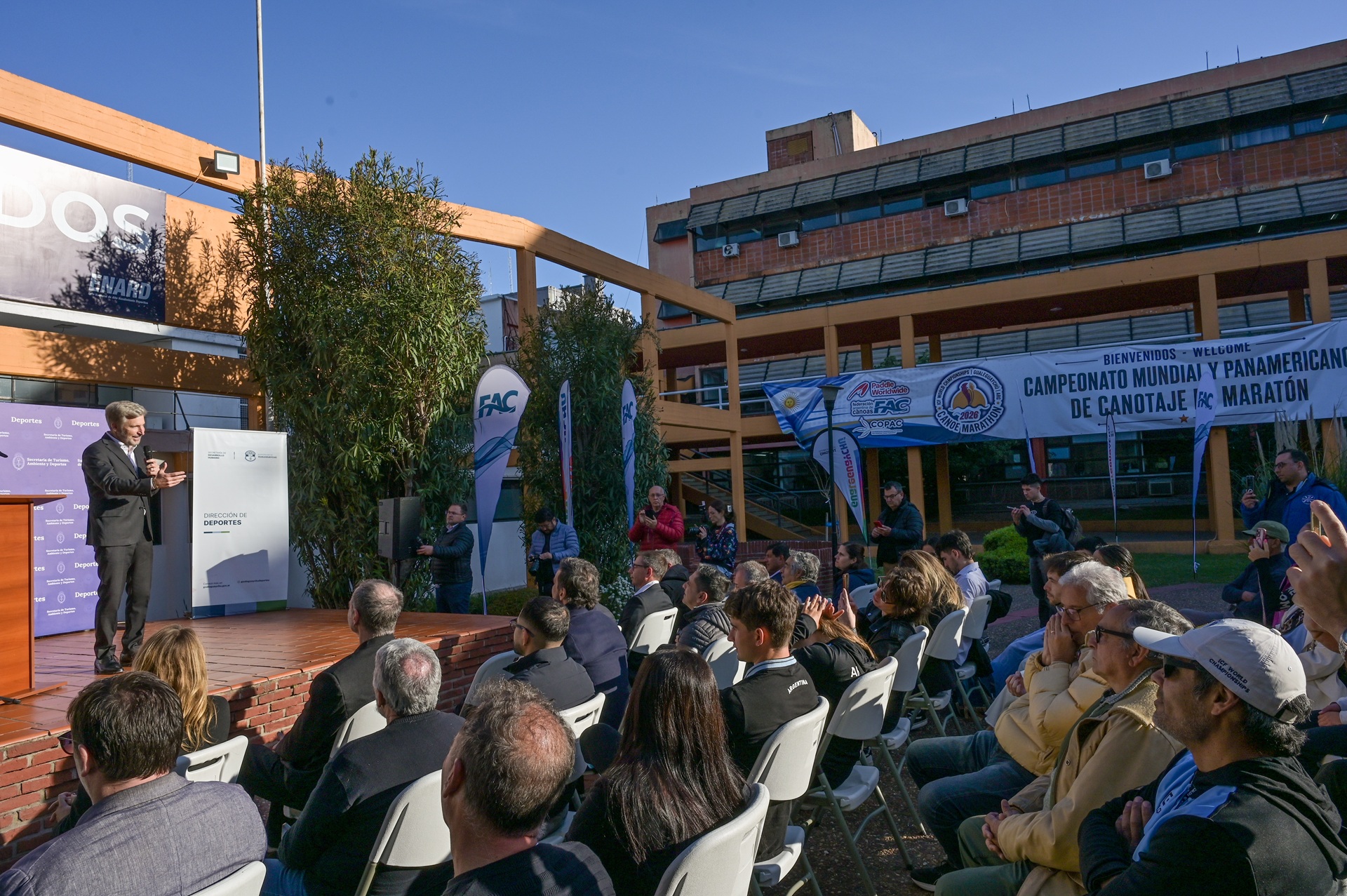 Imagen de noticia Gualeguaychú presentó en el CeNARD el Mundial de Canotaje Maratón que reunirá a más de 700 palistas