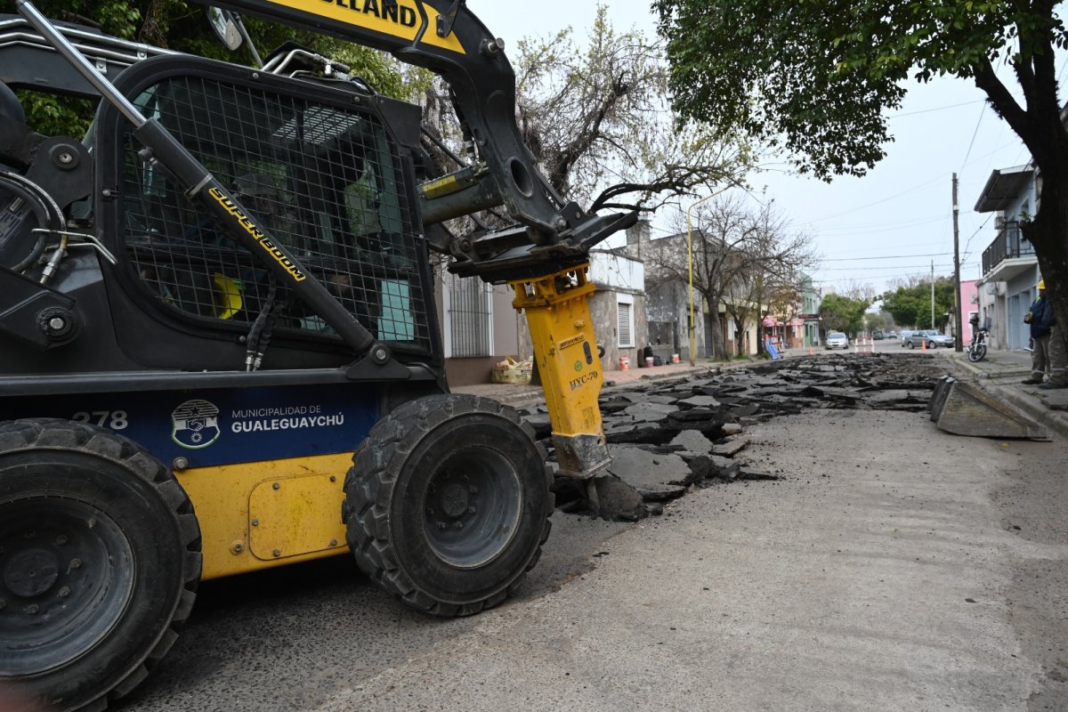 Imagen de noticia Comenzó la reconstrucción total de calle Andrade, entre Rucci y Aguado