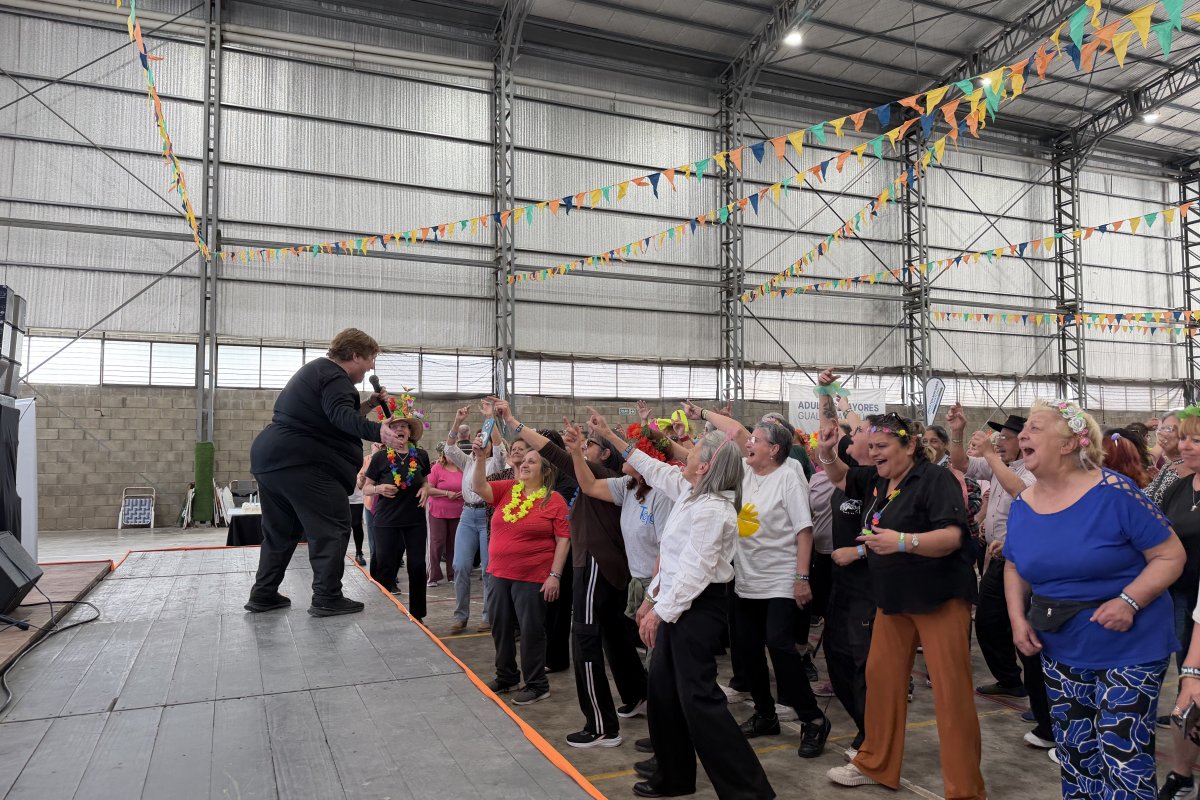 Imagen de noticia Más de 800 personas participaron de la quinta edición de “Siga el Baile”
