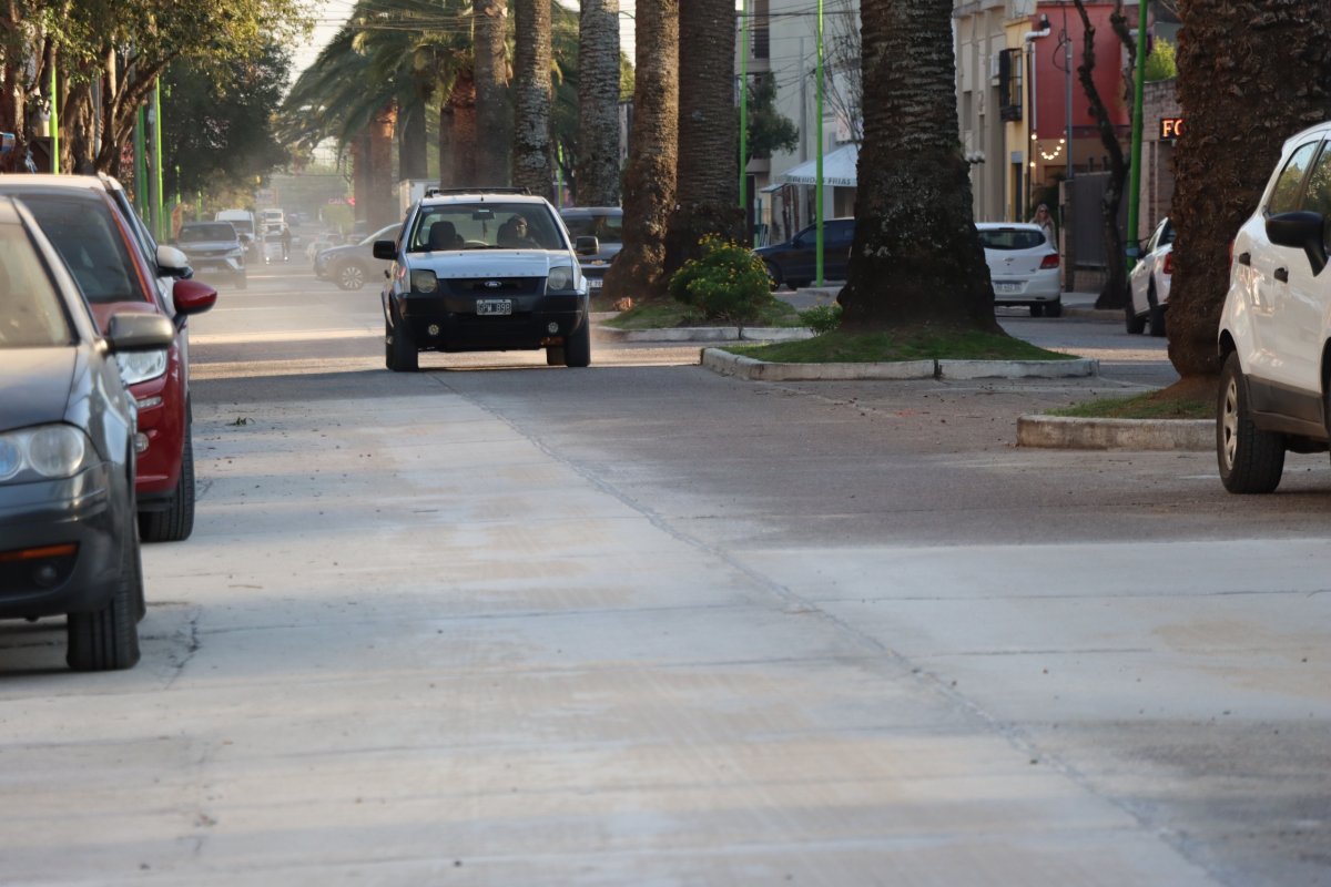 Imagen de noticia Se rehabilitó el tráfico vehicular en la mano oeste de la avenida Primera Junta