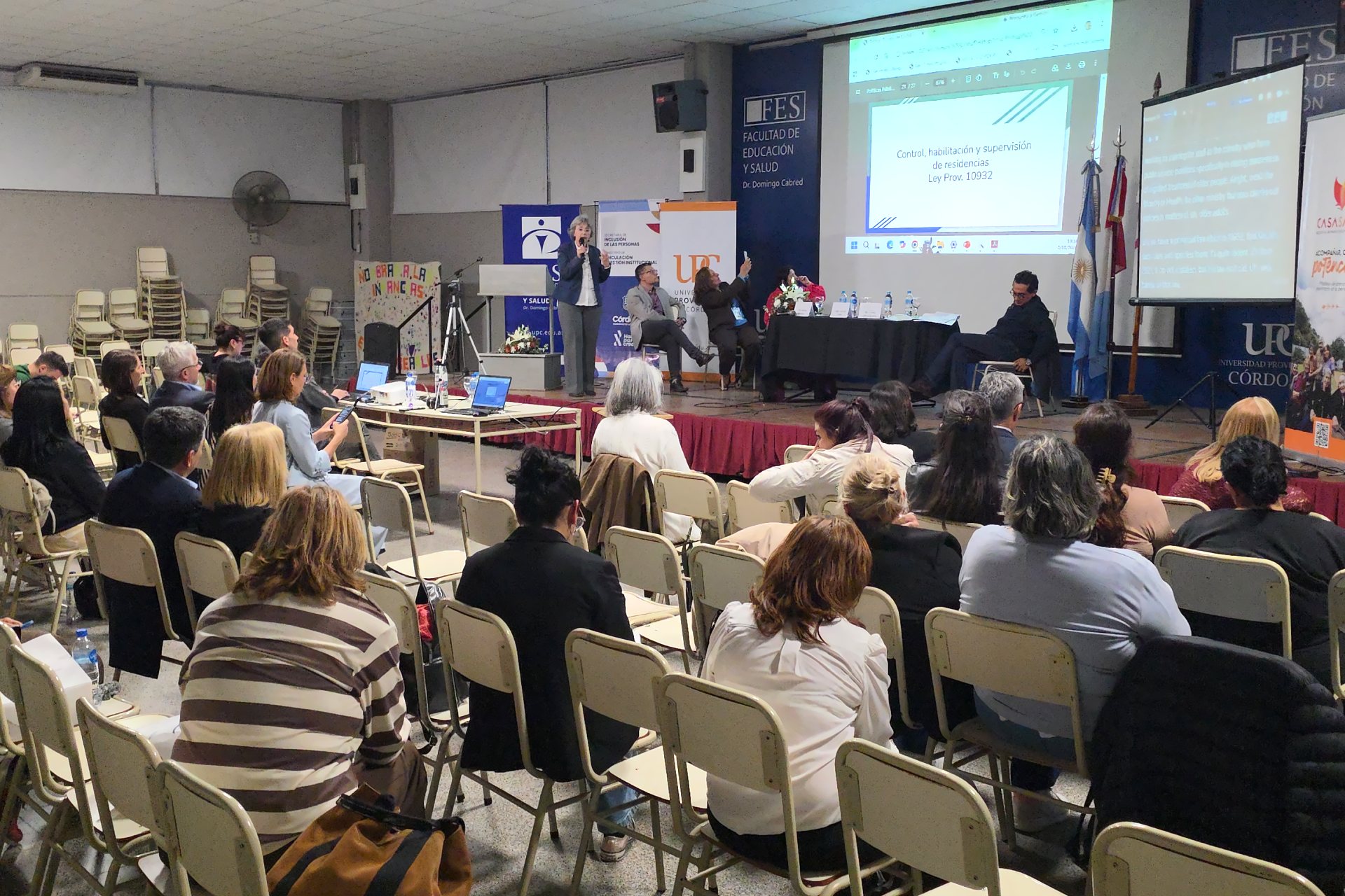 Imagen de noticia Entre Ríos presentó sus políticas de cuidado para personas mayores en un encuentro regional