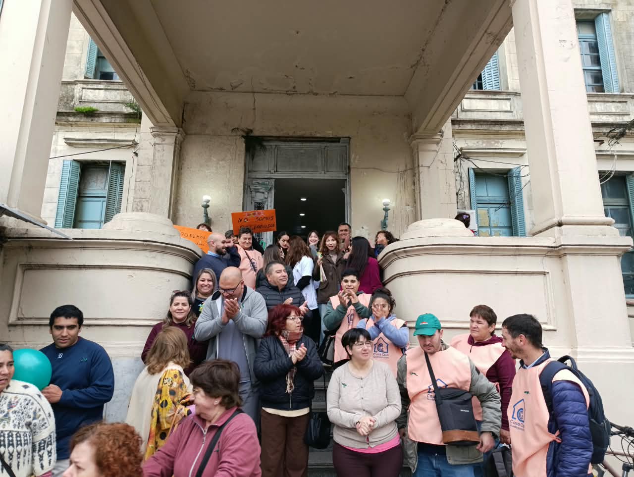 El Hospital Centenario realizó una actividad por el Día Mundial de la Salud Mental
