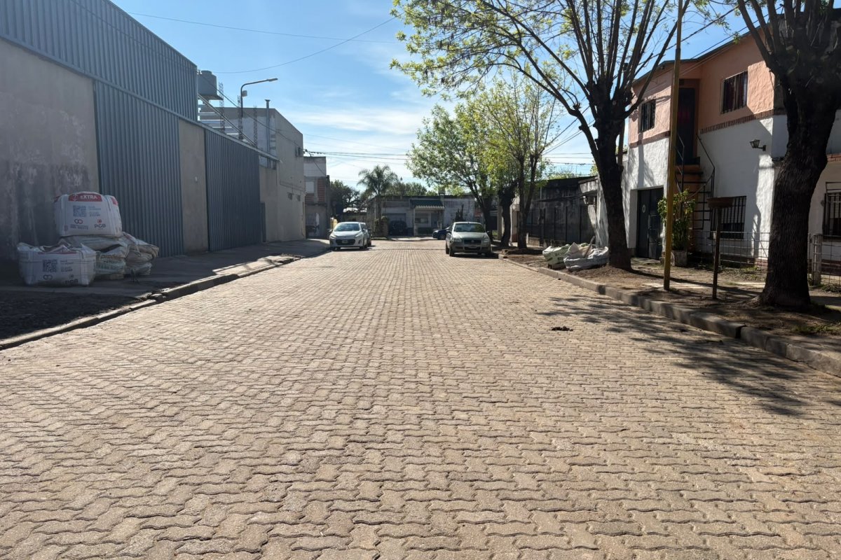 Imagen de noticia Habilitaron la calle 3 de Caballería tras reconstruir una cuadra completa