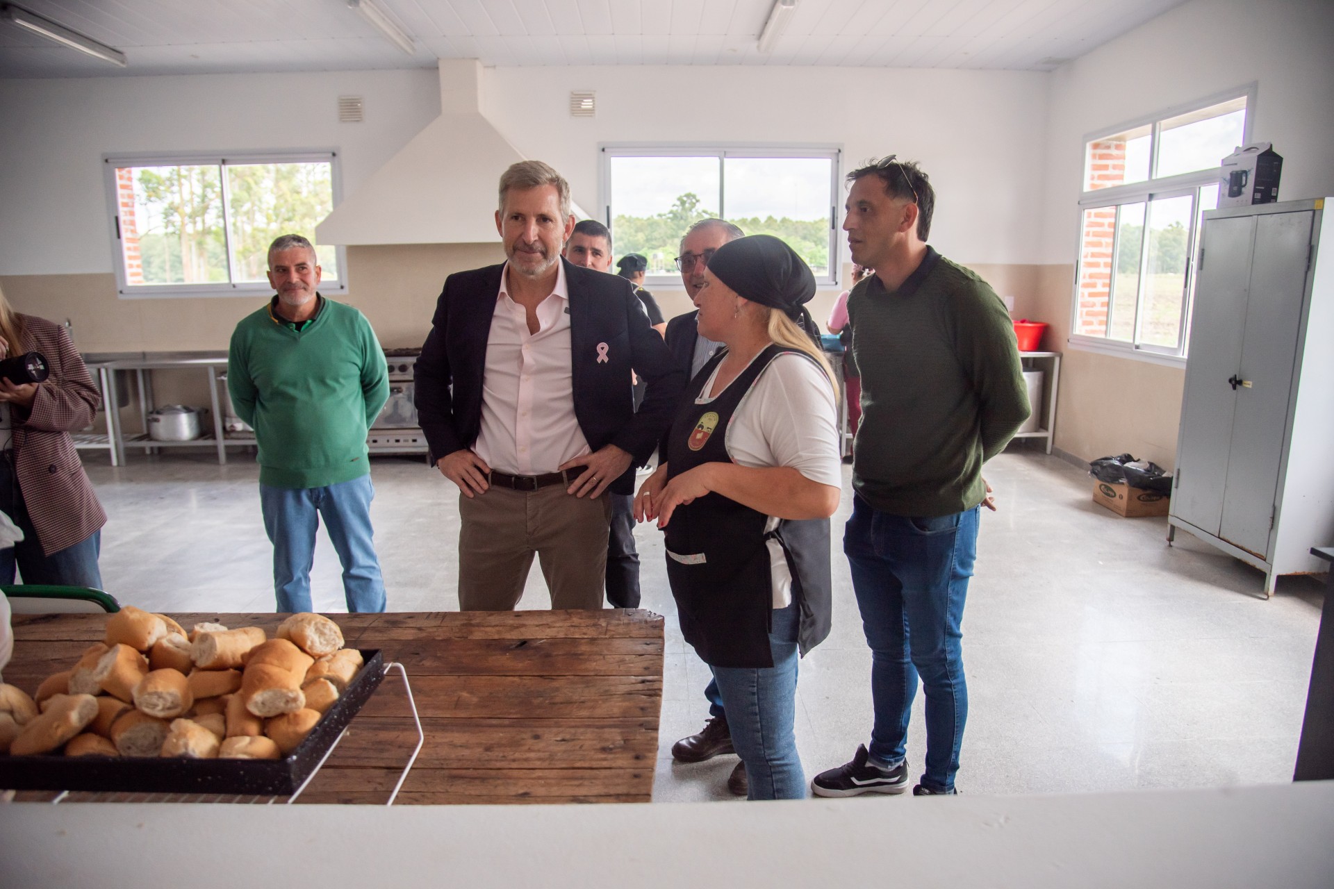 Imagen de noticia Tensión durante la visita de Frigerio al Hospital San José: un vecino le reclamó al gobernador