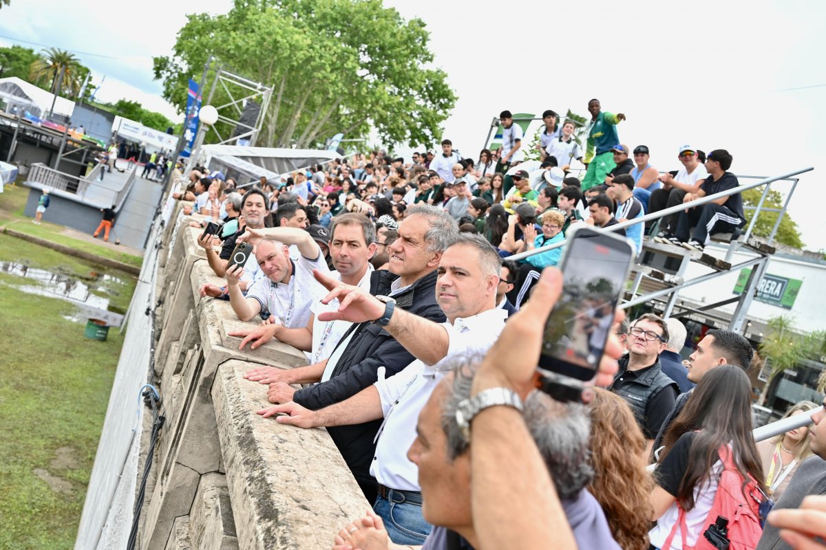 Imagen de noticia Davico y Scioli destacaron el impacto del Mundial de Canotaje en Gualeguaychú