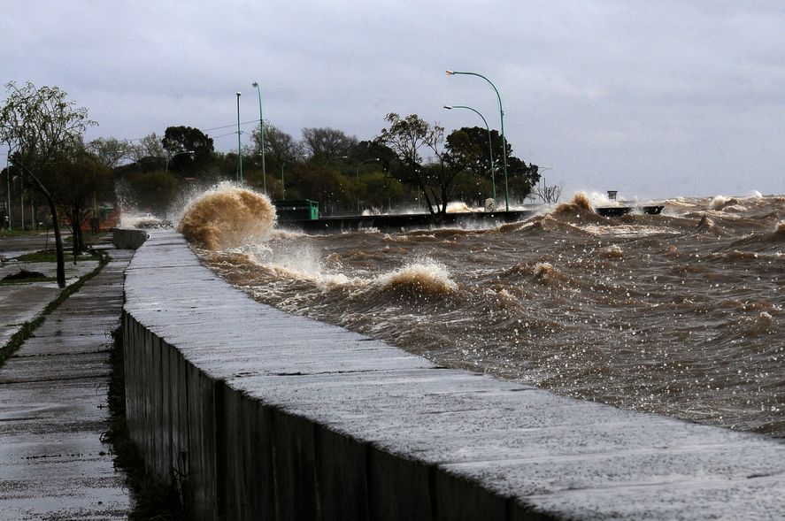 Imagen de noticia Prevén una crecida del Río de la Plata durante la madrugada del domingo