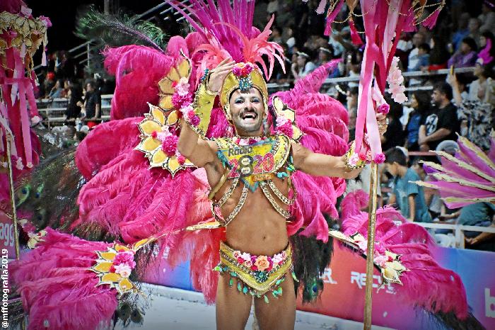 Imagen de noticia  La novena noche hizo estallar el Corsódromo y cerró el fin de semana XXL con más de 19 mil personas