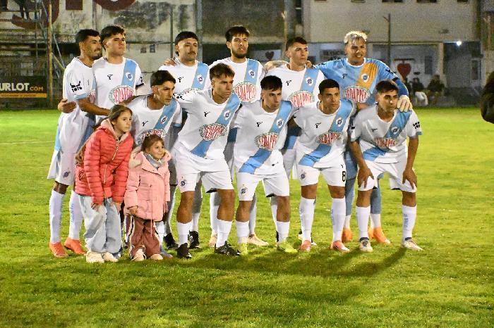 Imagen de noticia GANO JUVENTUD EN EL ESTADIO DE LA VIA